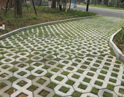 植草草坪磚機(jī)生產(chǎn)廠家
