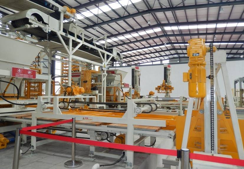 空心磚制磚機(jī)、多孔空心磚機(jī)生產(chǎn)線