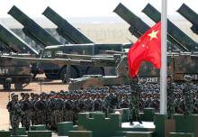 人民解放軍建軍90周年，兵強(qiáng)國(guó)富各行各業(yè)都在繁榮發(fā)展