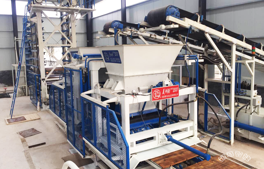 廣場(chǎng)磚制磚機(jī)