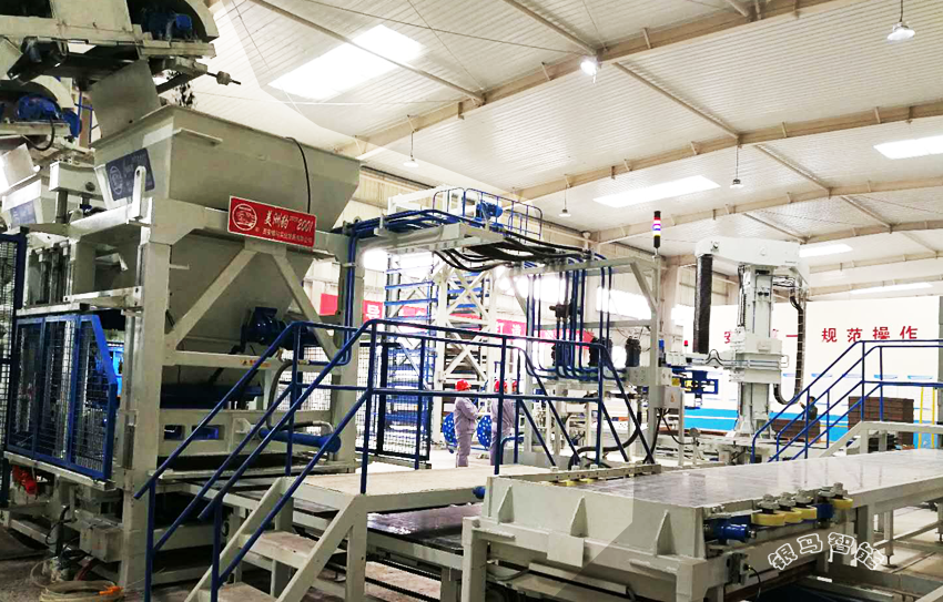 全自動(dòng)制磚設(shè)備