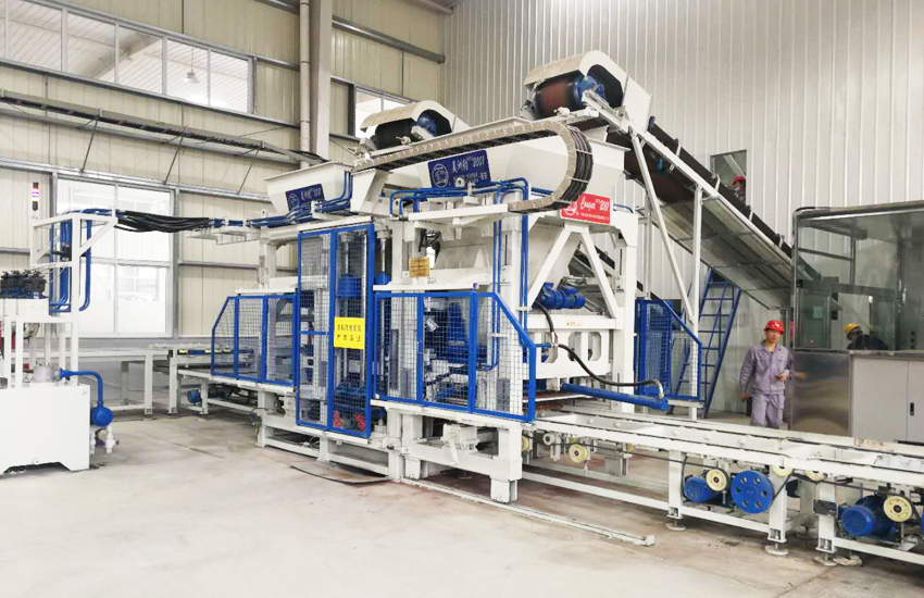 馬路面包磚機：目前我國環(huán)保產(chǎn)業(yè)發(fā)展存在的問題有哪些