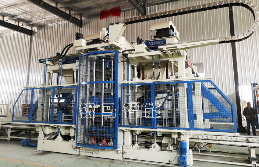 廣場人造石材設(shè)備：隱藏資源的利用靠的是科學(xué)與科技！