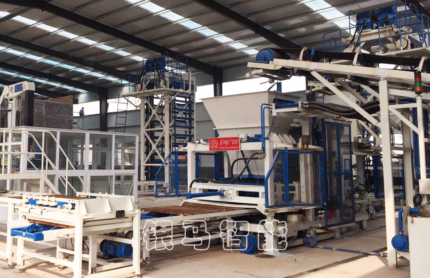 打磚機(jī)設(shè)備:全自動(dòng)免燒磚機(jī)中密封件及密封技術(shù)有多重要?