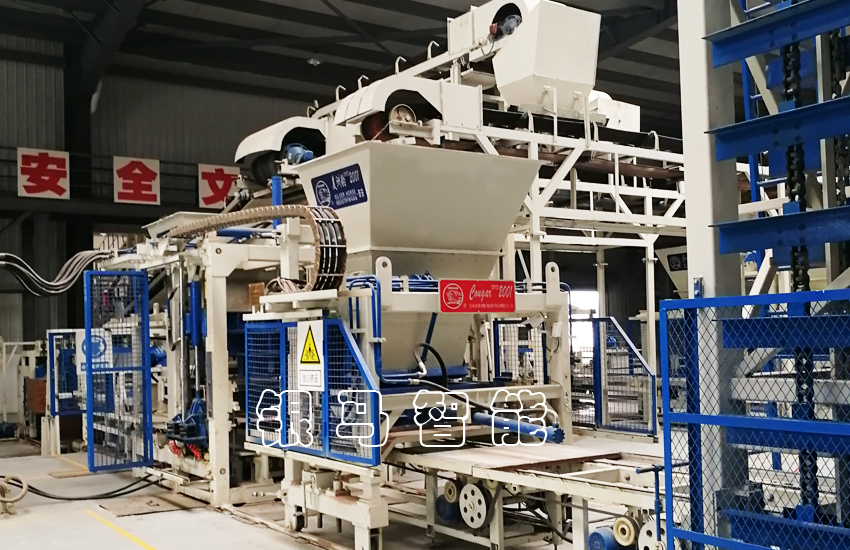 免燒磚制品設備用特點促使企業(yè)長久發(fā)展！